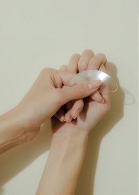 The Dry Gloss Manicure Polisher by Bare Hands